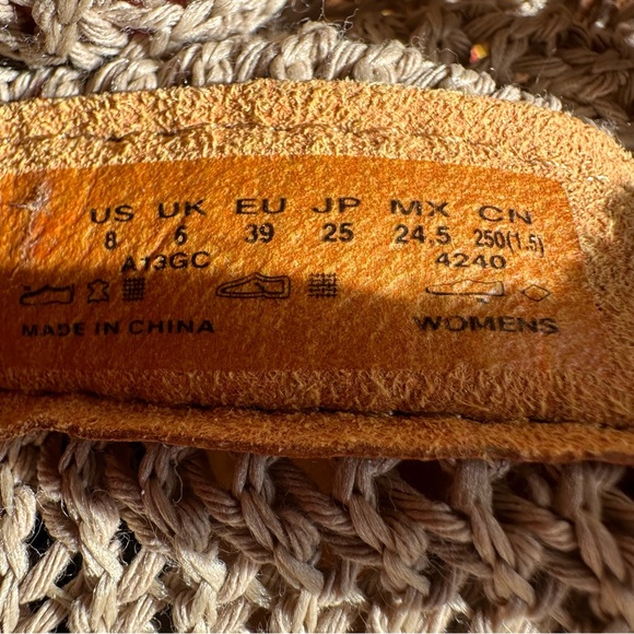 Timberland Women’s Open Weave Wheat Combat Boots Size: 8 - Picture 9 of 10